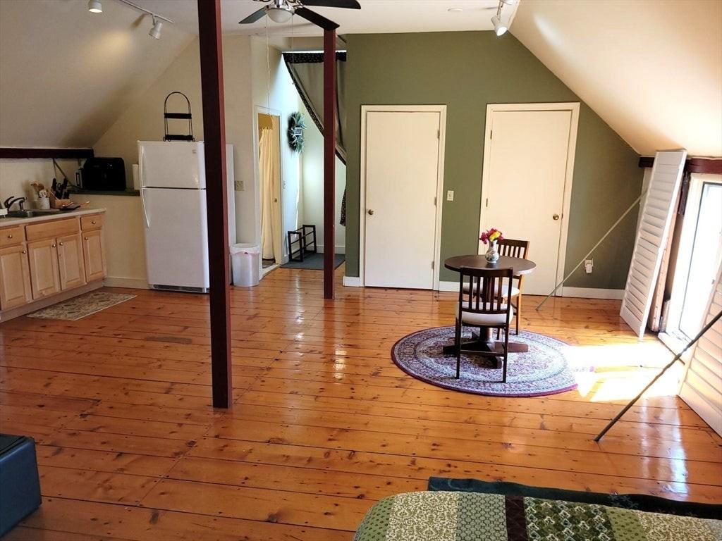 90 Orchard St - Photo 4 of 13