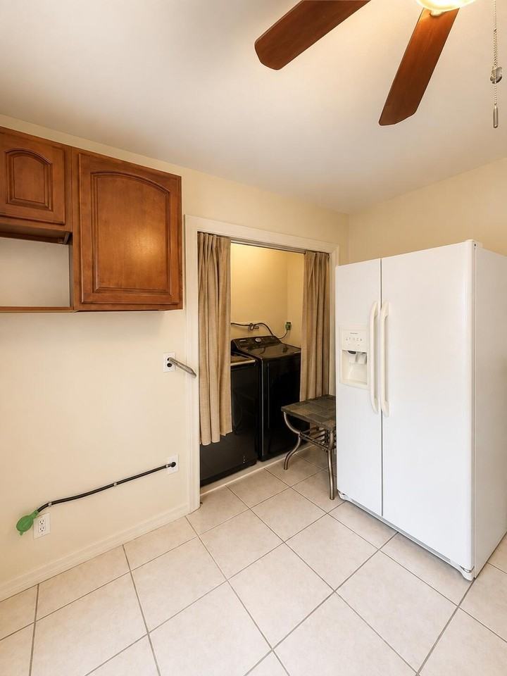5435 Nw 17th Ct - Photo 5 of 11