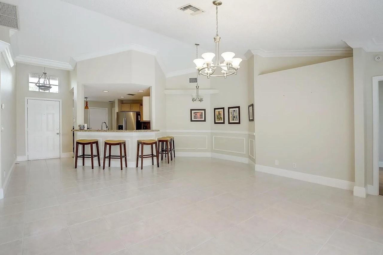 13284 Majestic Pine Ct - Photo 6 of 29