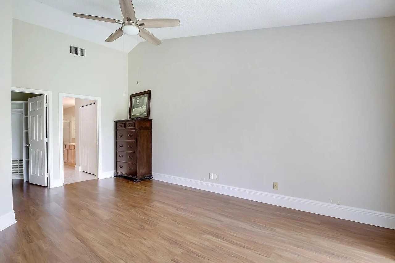 13284 Majestic Pine Ct - Photo 7 of 29