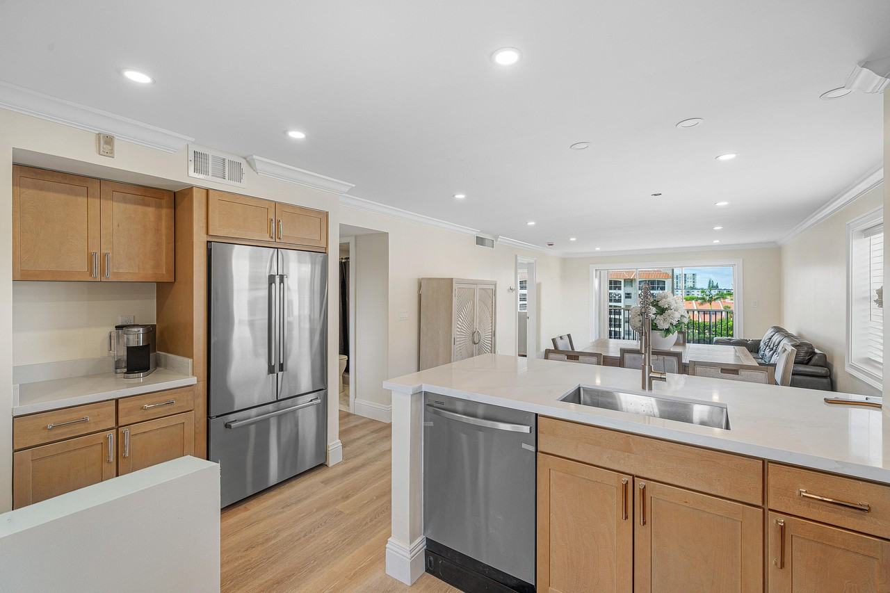 2871 N Ocean Blvd #F425 - Photo 4 of 16