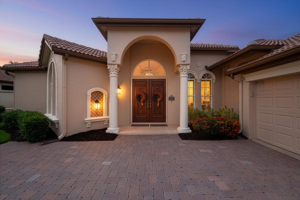 923 Sw Grand Reserves Blvd - Photo 5 of 50