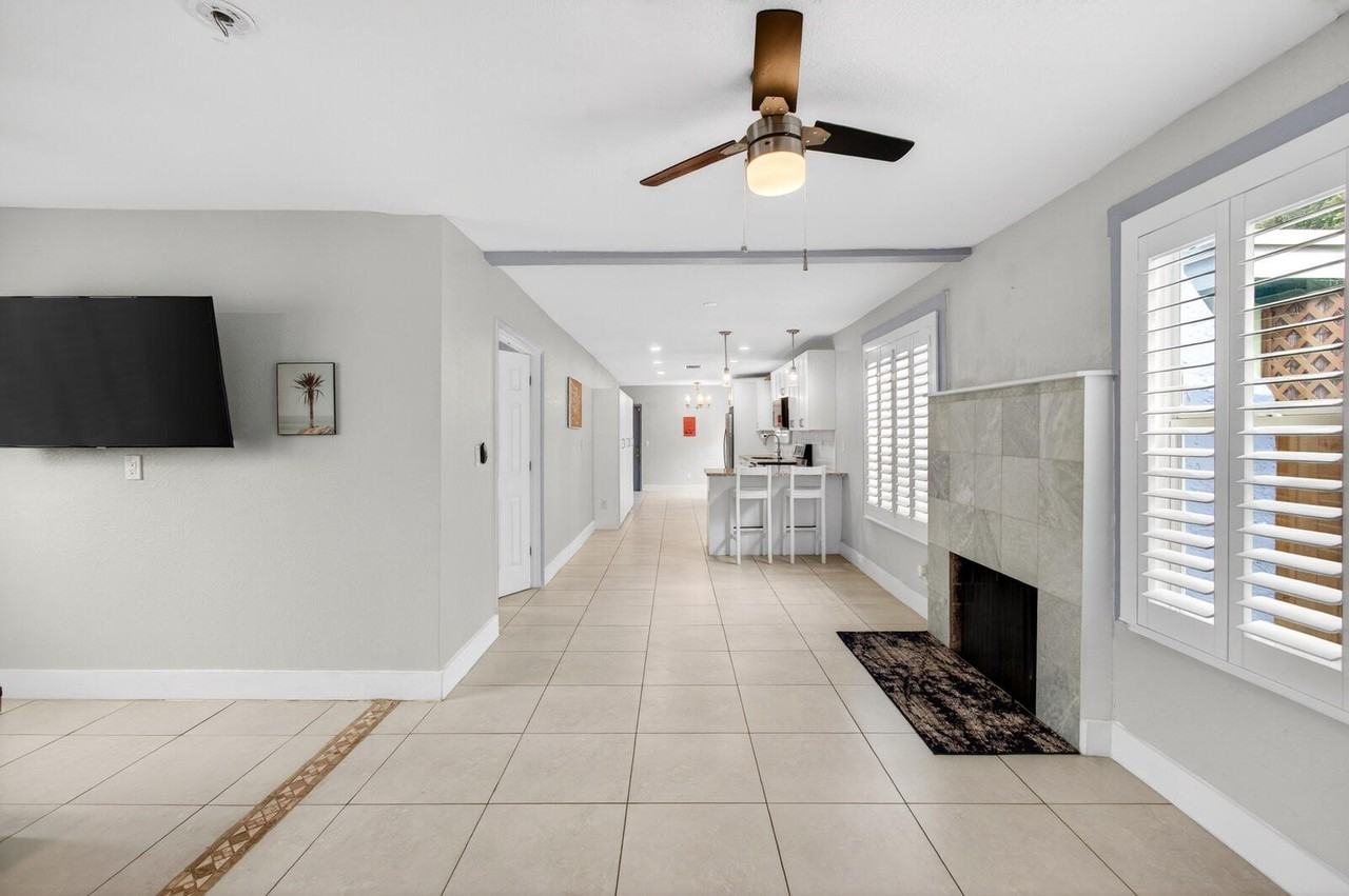 227 N M St - Photo 7 of 42