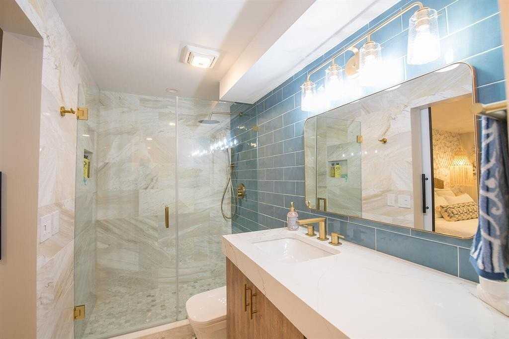 101 Se 19th Ave #126 - Photo 4 of 50