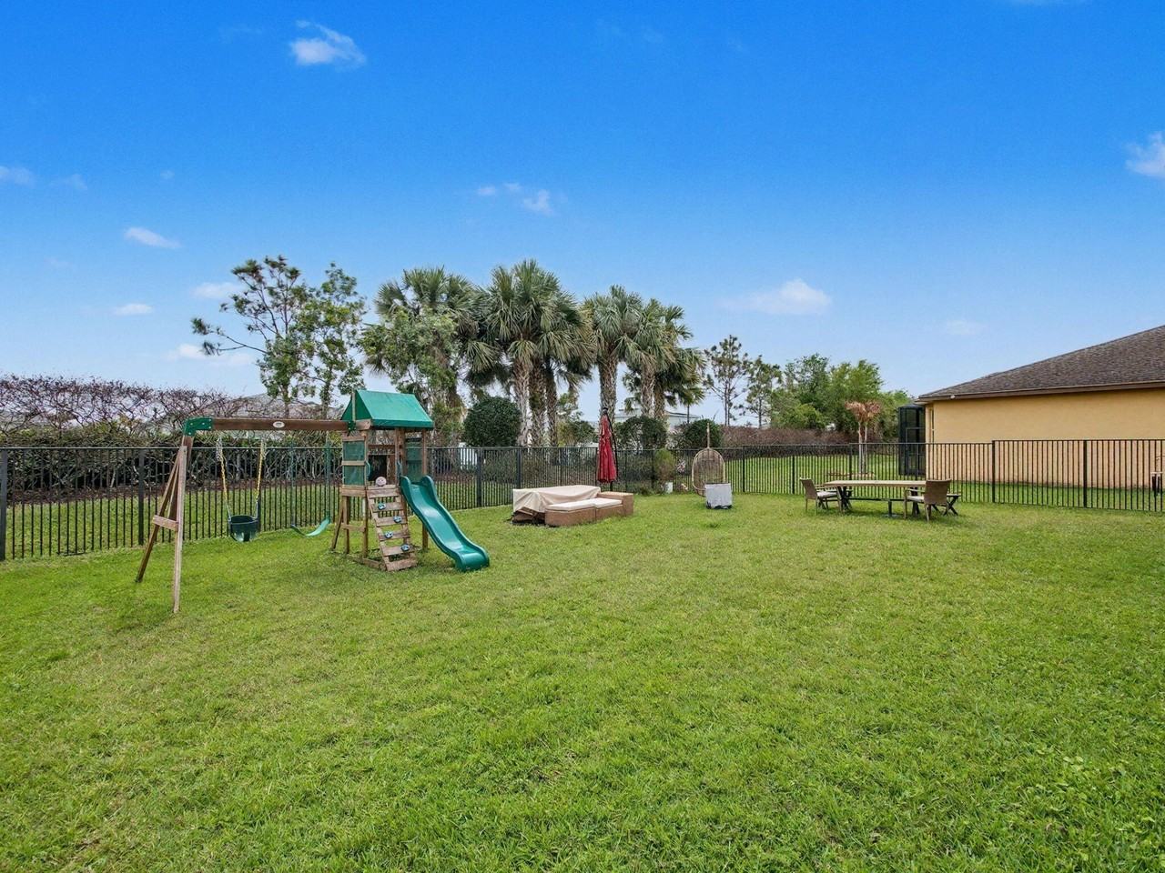 11316 Sw Barton Way - Photo 6 of 50