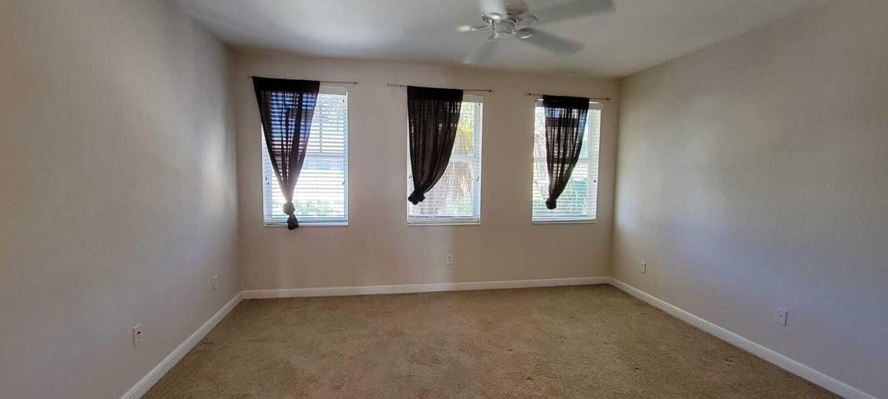 870 Marina Del Ray Ln #3 - Photo 7 of 19
