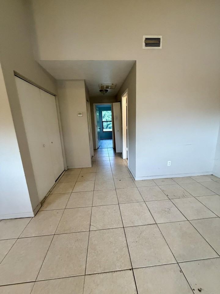 5205 Se Primrose Way - Photo 7 of 15