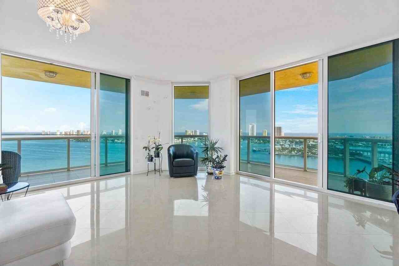 2650 Lake Shore Dr #1906 - Photo 2 of 50