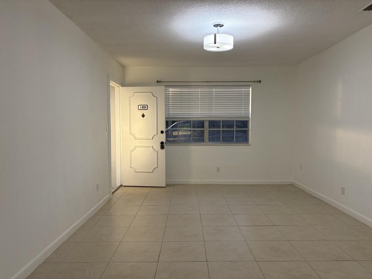 298 Sw 6th St #1090 - Photo 4 of 24