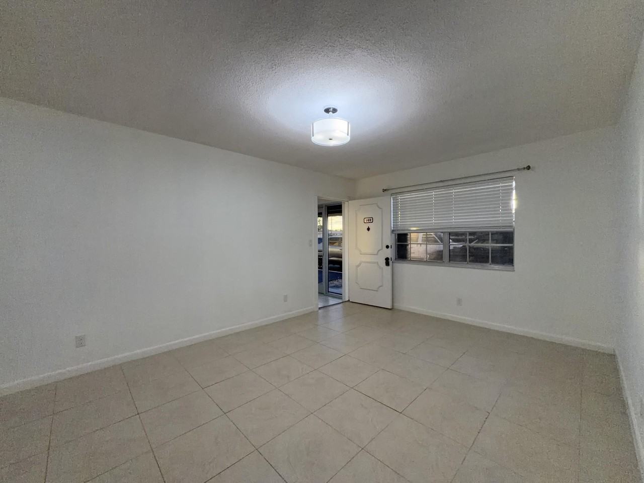 298 Sw 6th St #1090 - Photo 5 of 24