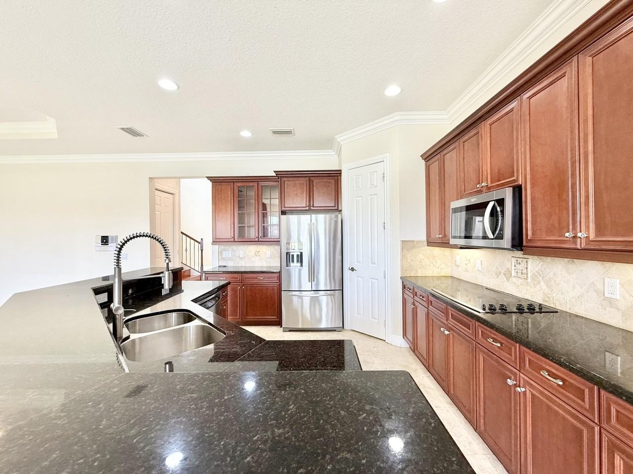 9656 Cobblestone Creek Dr - Photo 4 of 49