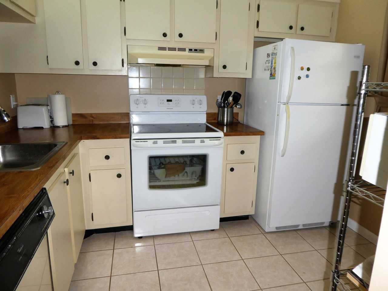 7209 Golf Colony Ct #105 - Photo 4 of 17
