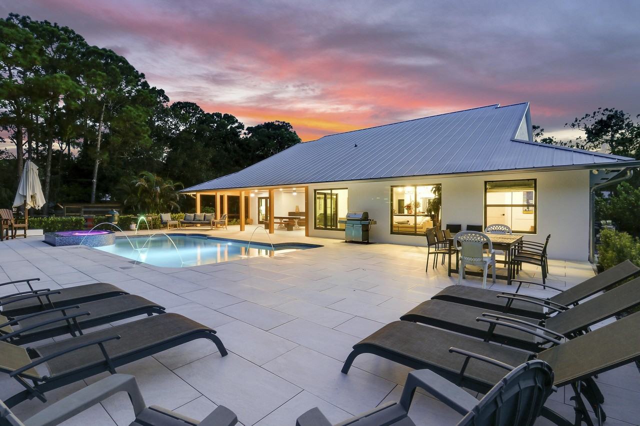 15316 75th Way N - Photo 5 of 47