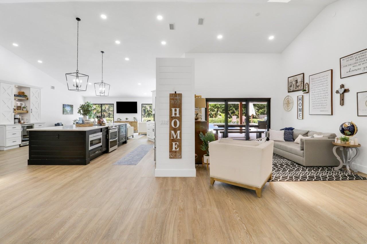 15316 75th Way N - Photo 6 of 47
