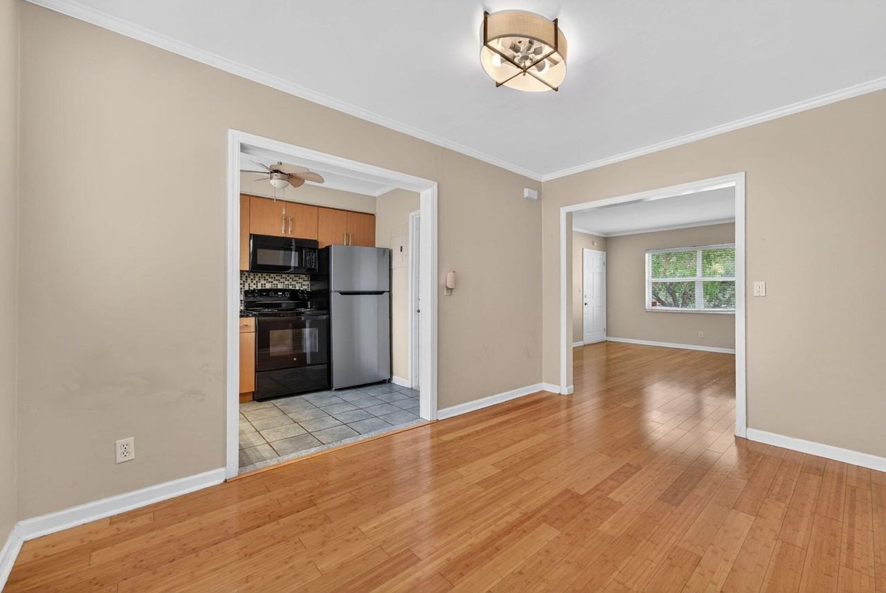 715 Ne 91st St #3A - Photo 5 of 27