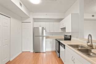 6960 Sw 39th St #E205 - Photo 1 of 1