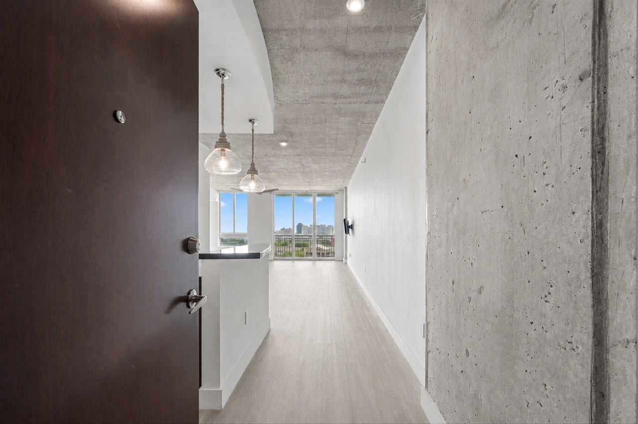 300 S Australian Ave #1103 - Photo 2 of 35