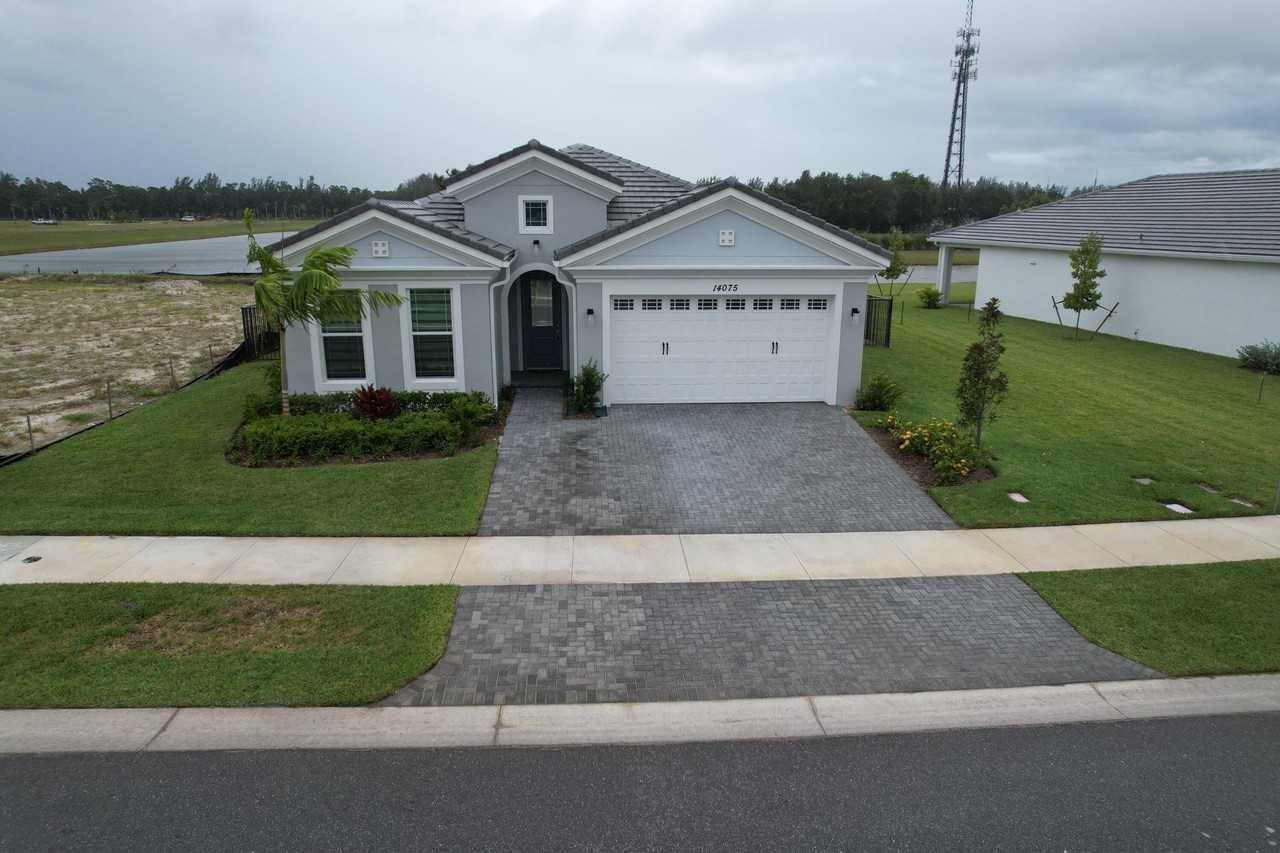 14075 Spruce Pine Dr - Photo 2 of 49