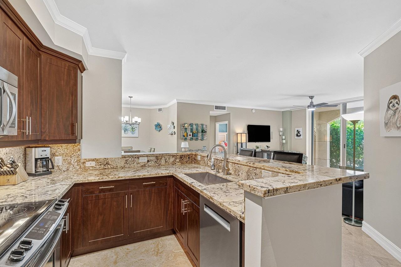 3606 S Ocean Blvd #105 - Photo 3 of 45