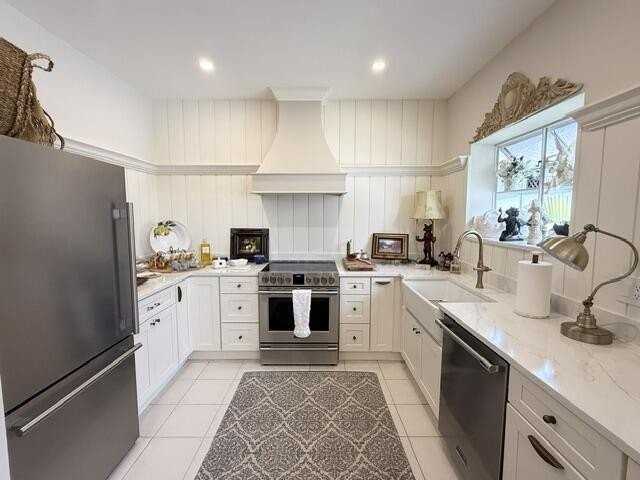 11563 Briarwood Cir #4 - Photo 3 of 22