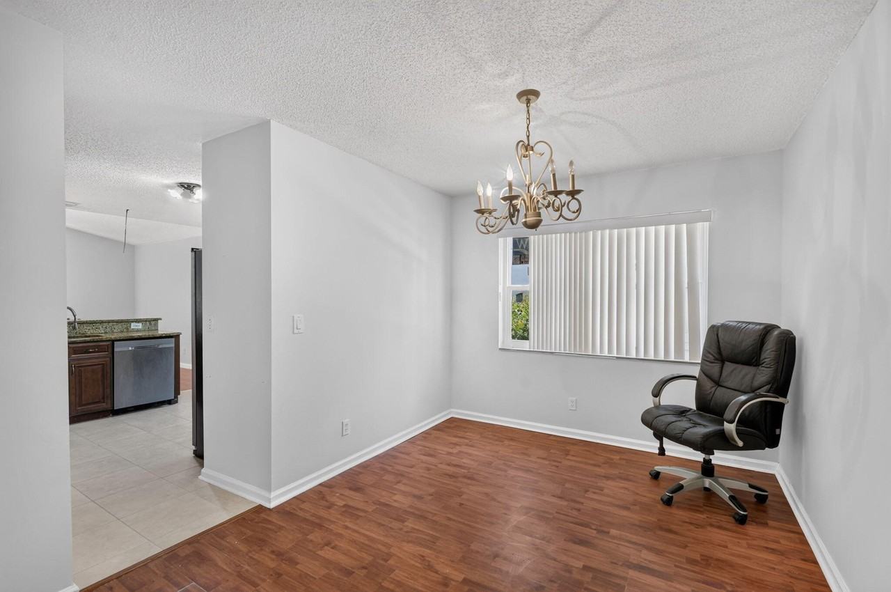8332 Bermuda Sound Way - Photo 7 of 50
