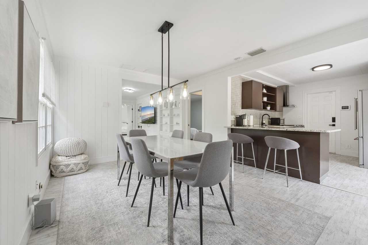 313 16th Ave N - Photo 5 of 31