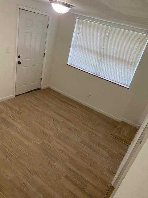 312 N 27th St - Photo 4 of 13