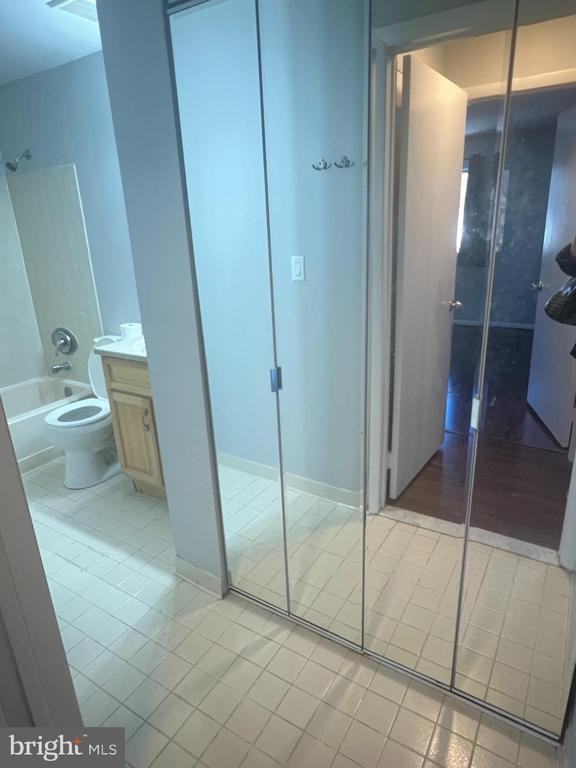 1315 Ravens Crest Dr - Photo 4 of 30