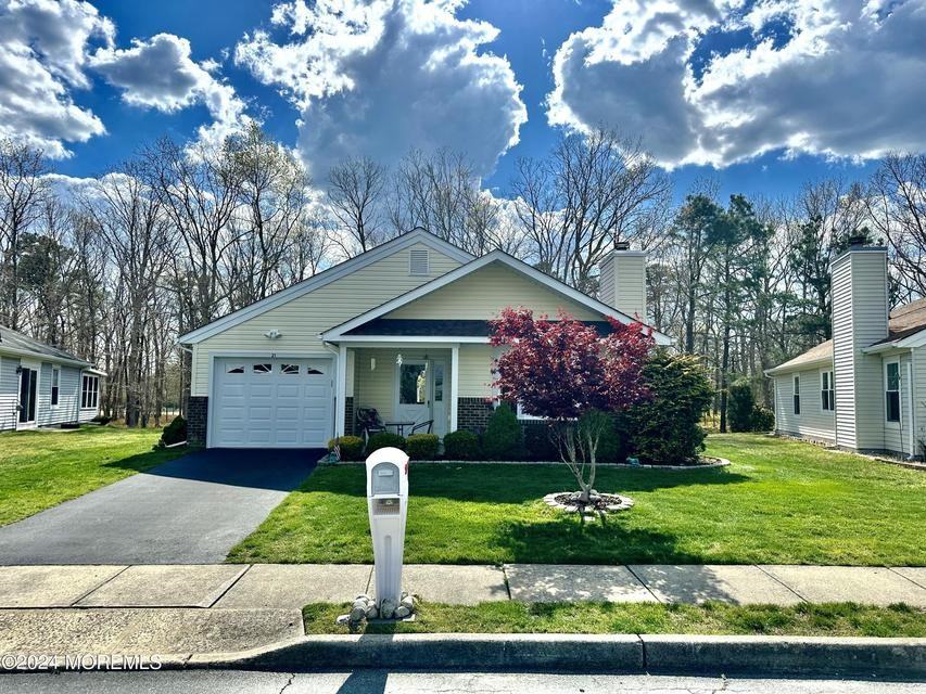 21 Dogwood Dr