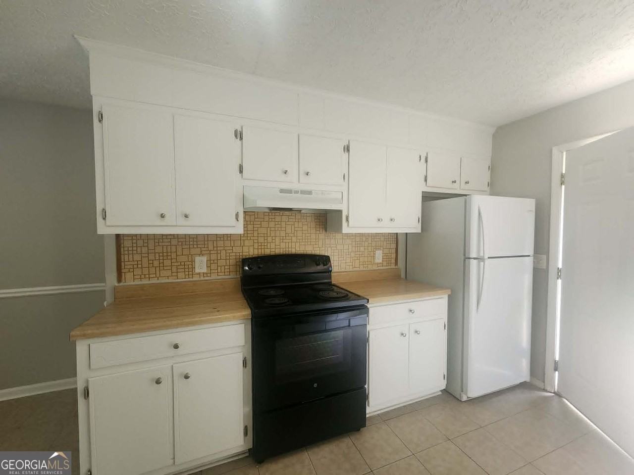 115 Plum Orchard Rd - Photo 4 of 9