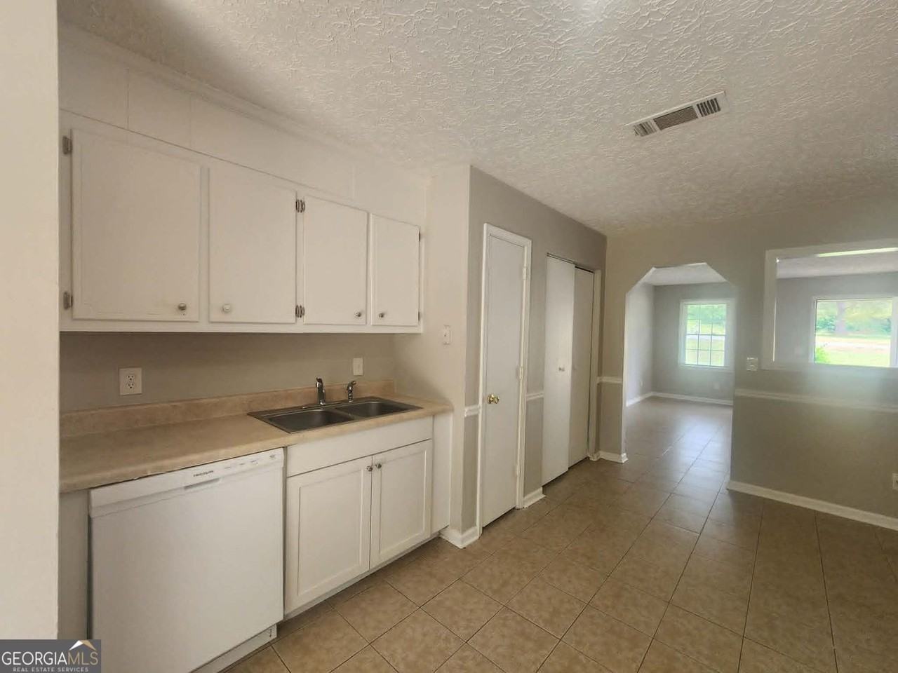 115 Plum Orchard Rd - Photo 6 of 9