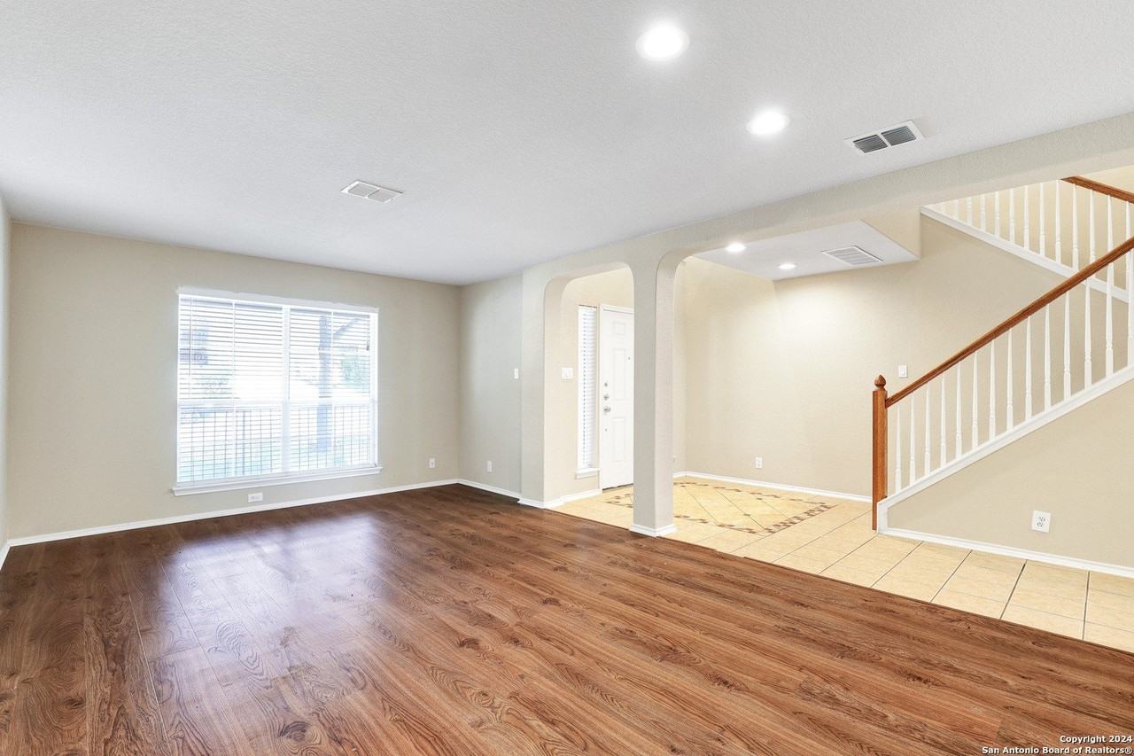 9610 Discovery Rise - Photo 2 of 30