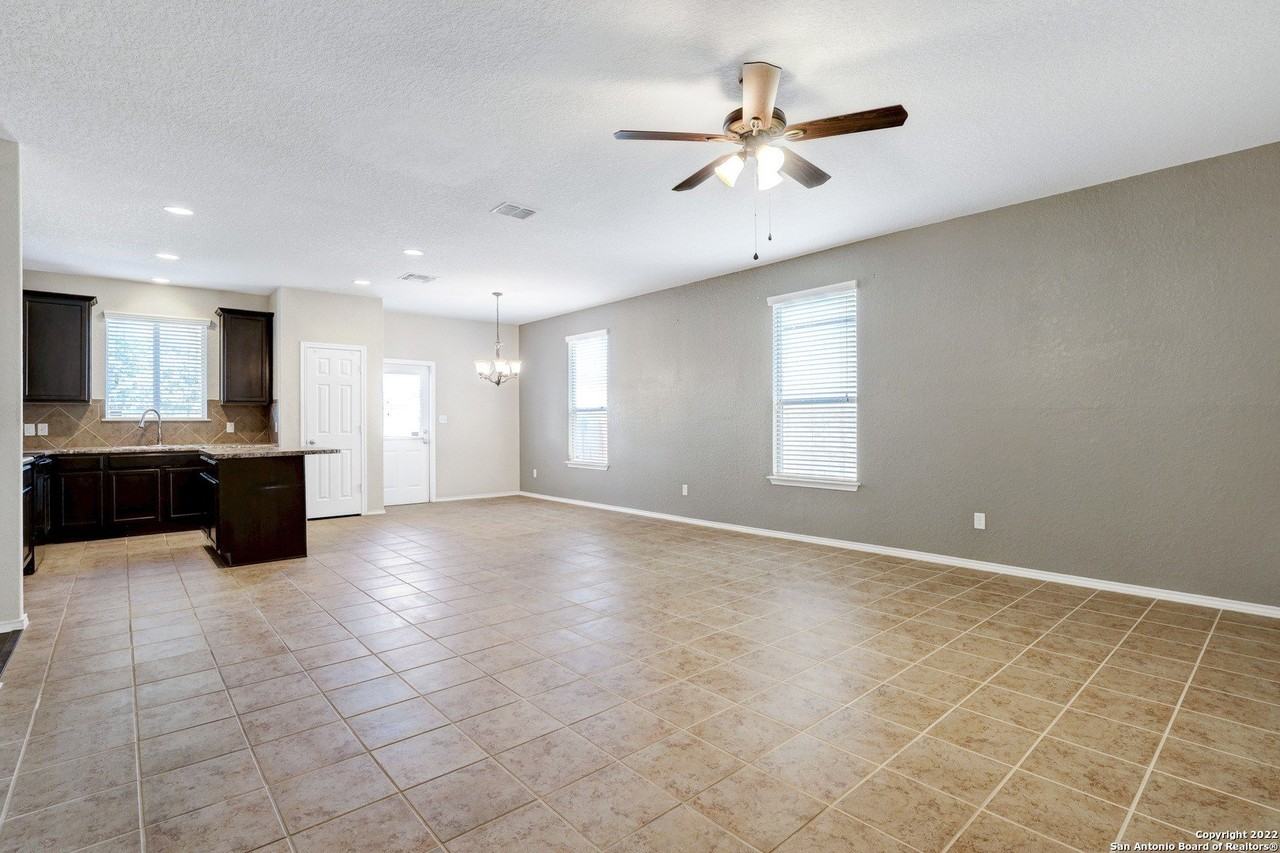 206 Palma Noce - Photo 4 of 28