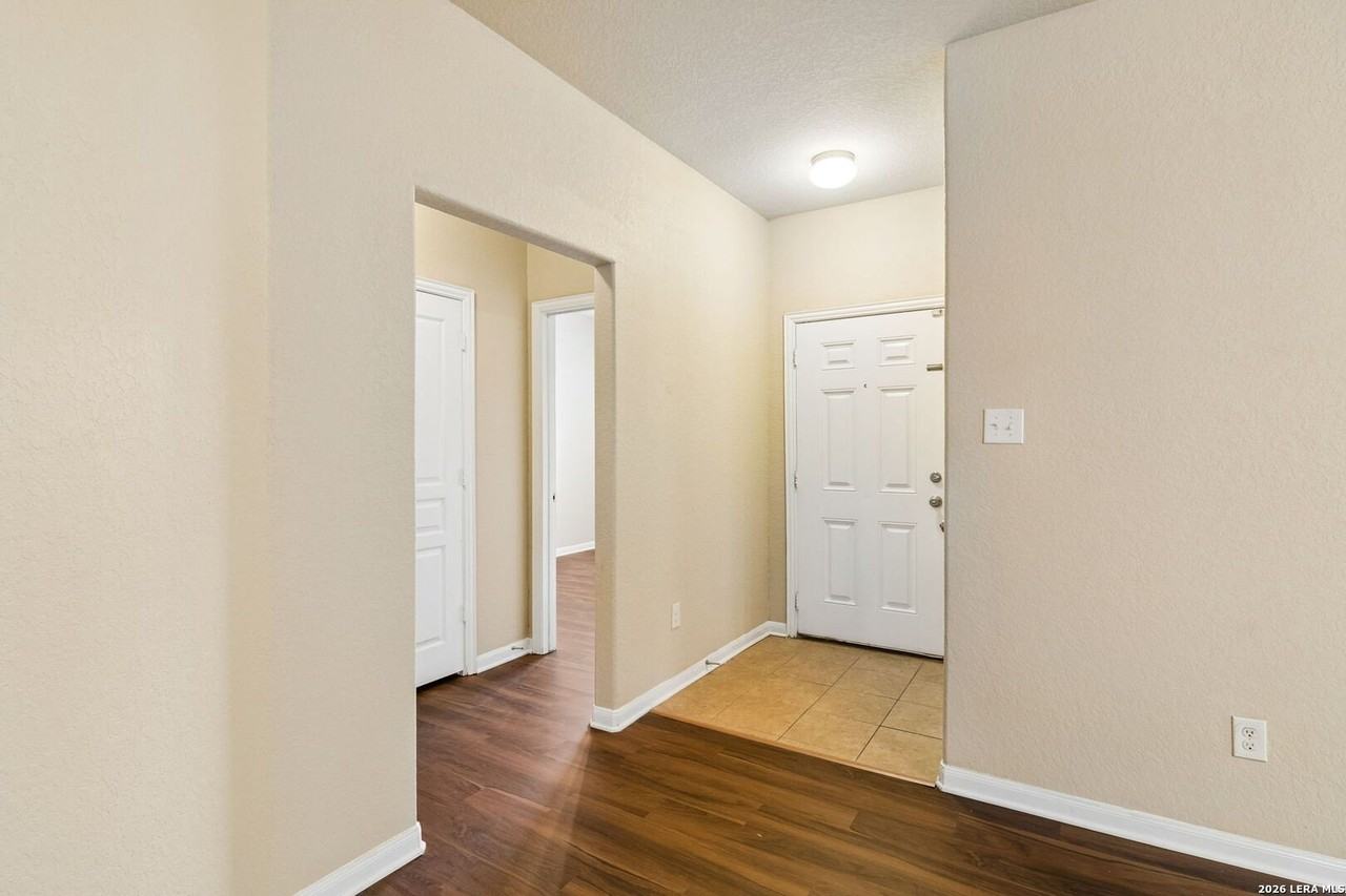 9922 Belmore Cv - Photo 5 of 42