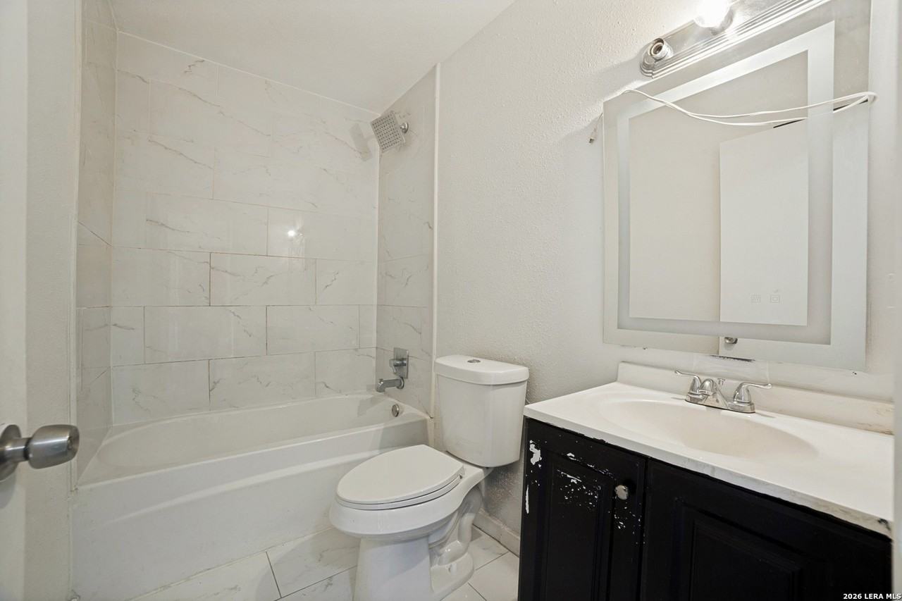 1315 Rio Linda St - Photo 7 of 12