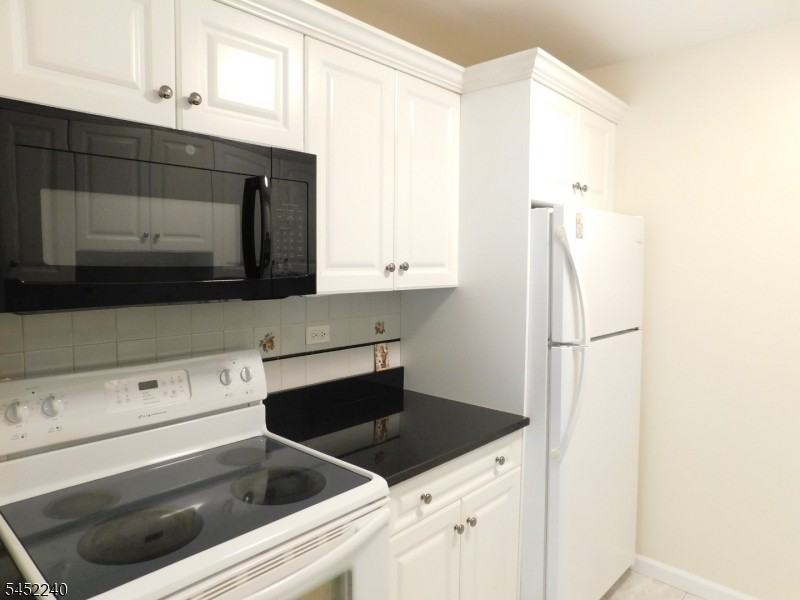 300 Main St ##108 - Photo 7 of 25