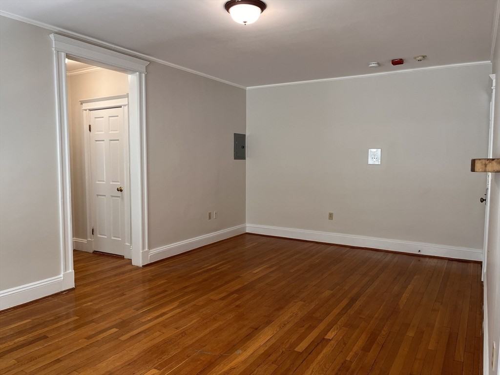 854 Massachusetts Ave - Photo 3 of 12