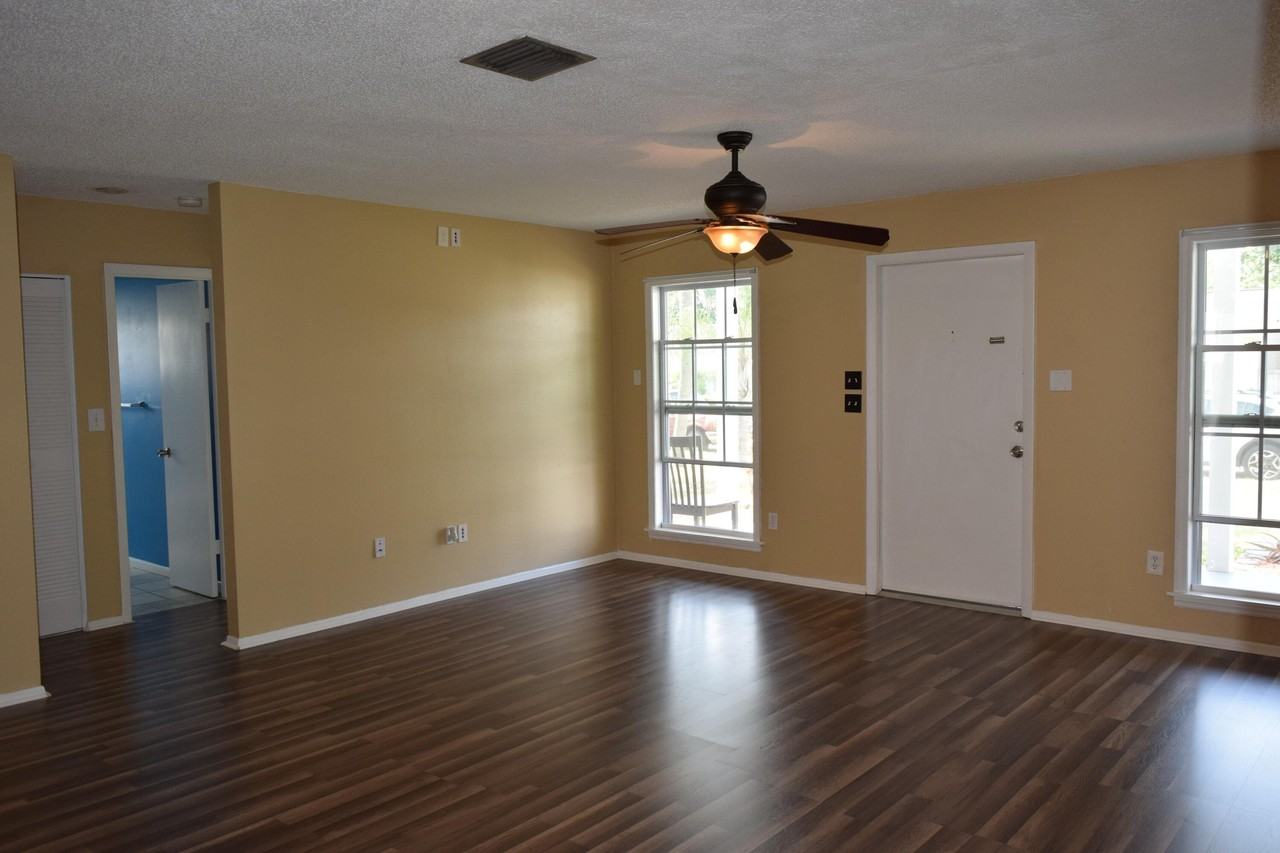 1450 Creel Rd Ne - Photo 4 of 27