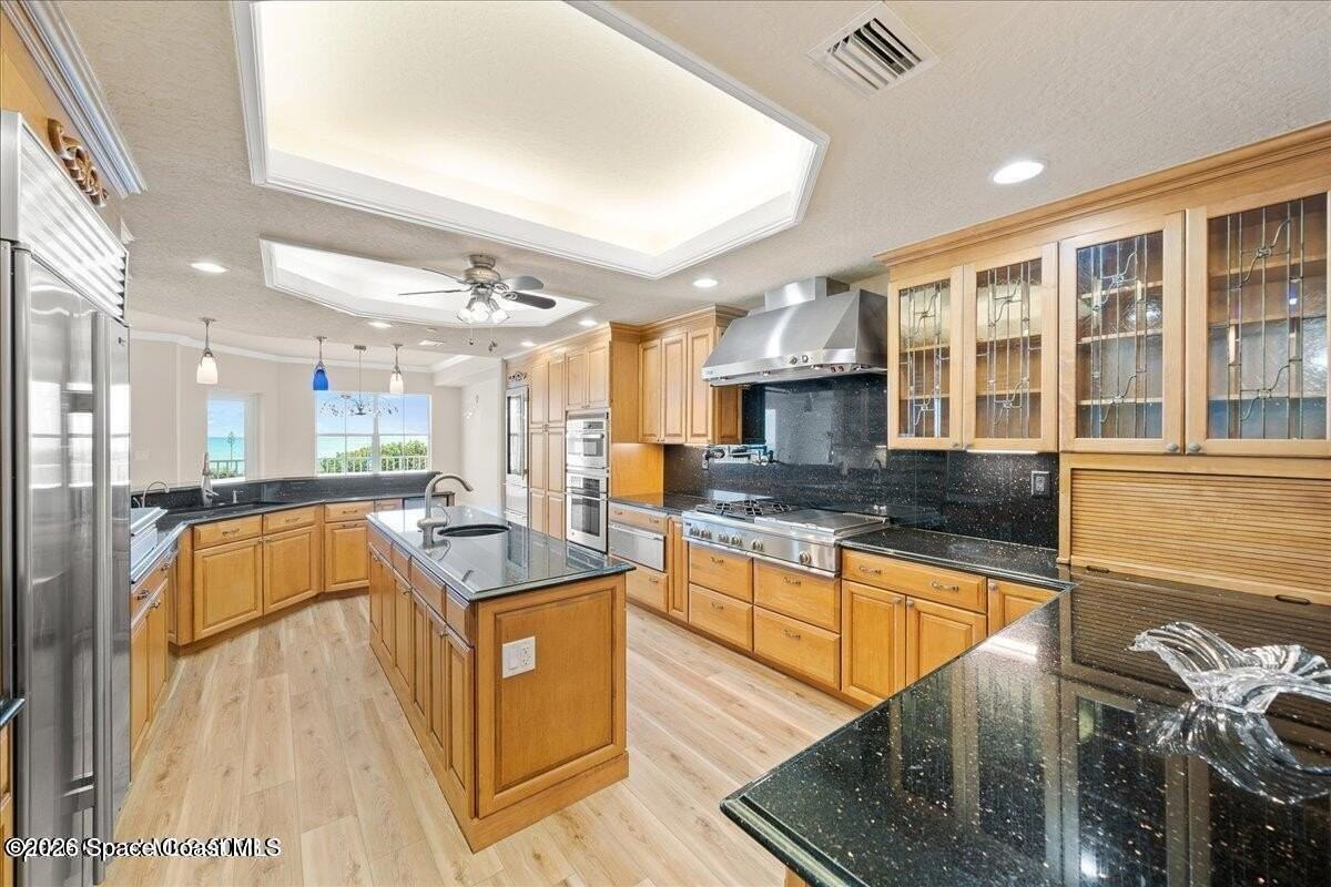 1 Eighth Ave #1202 - Photo 7 of 42