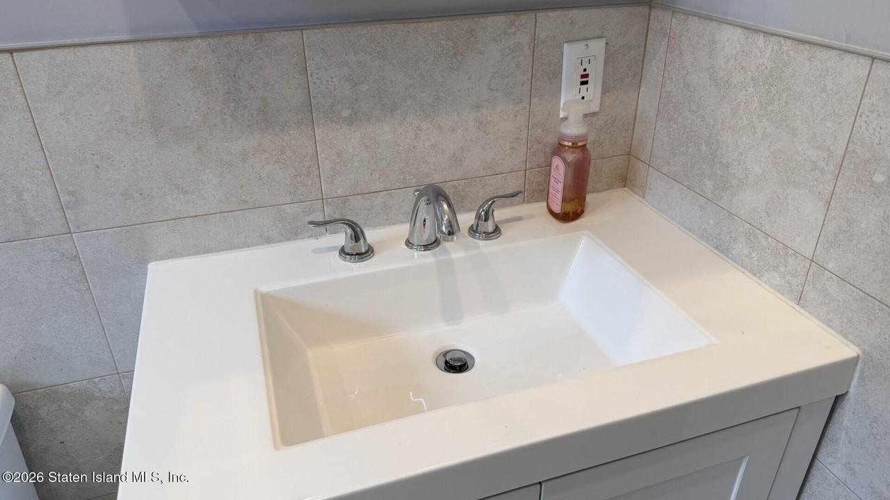 461 Stewart Ave #2 - Photo 7 of 8