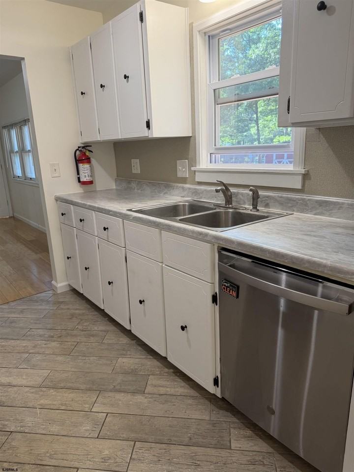 729 S 4th Ave - Photo 6 of 33