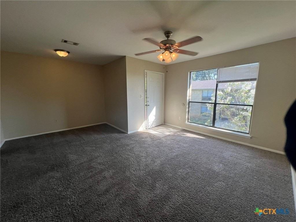 229 Craddock Ave #C - Photo 7 of 9