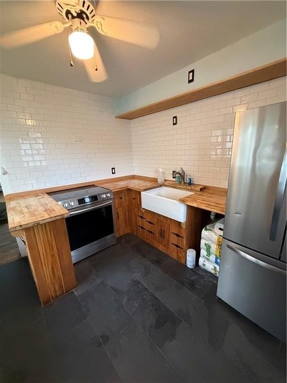 42 Greenway Dr - Photo 4 of 18