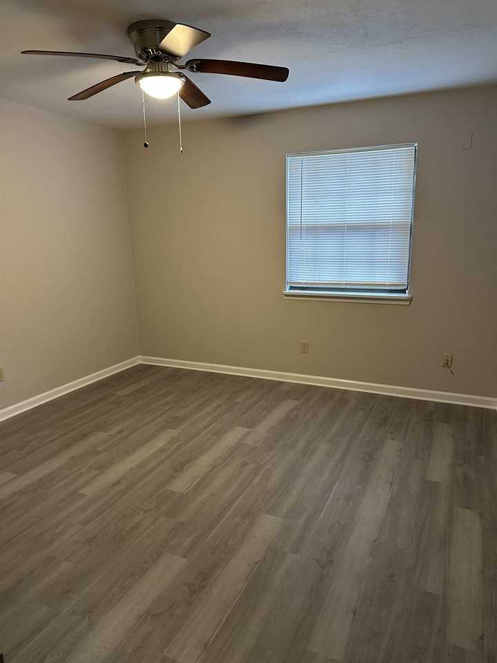 354 Hayden Rd - Photo 5 of 11