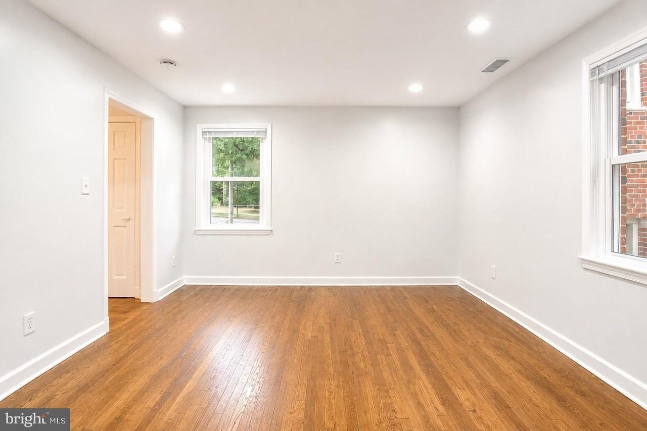 3927 Pennsylvania Ave Se #101 - Photo 4 of 19
