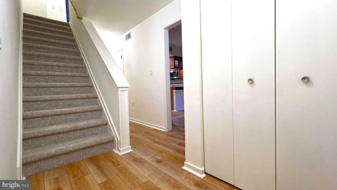 25 Village Dr - Photo 6 of 37