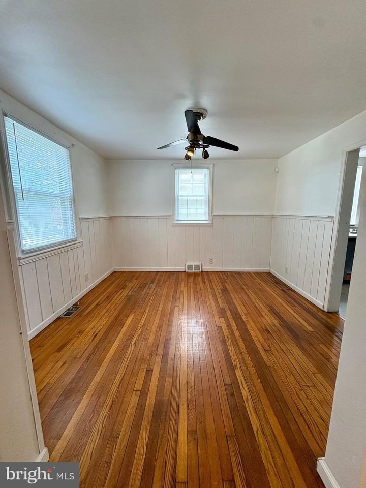 118 Atlas Dr - Photo 4 of 18