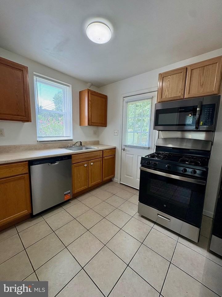 118 Atlas Dr - Photo 6 of 18
