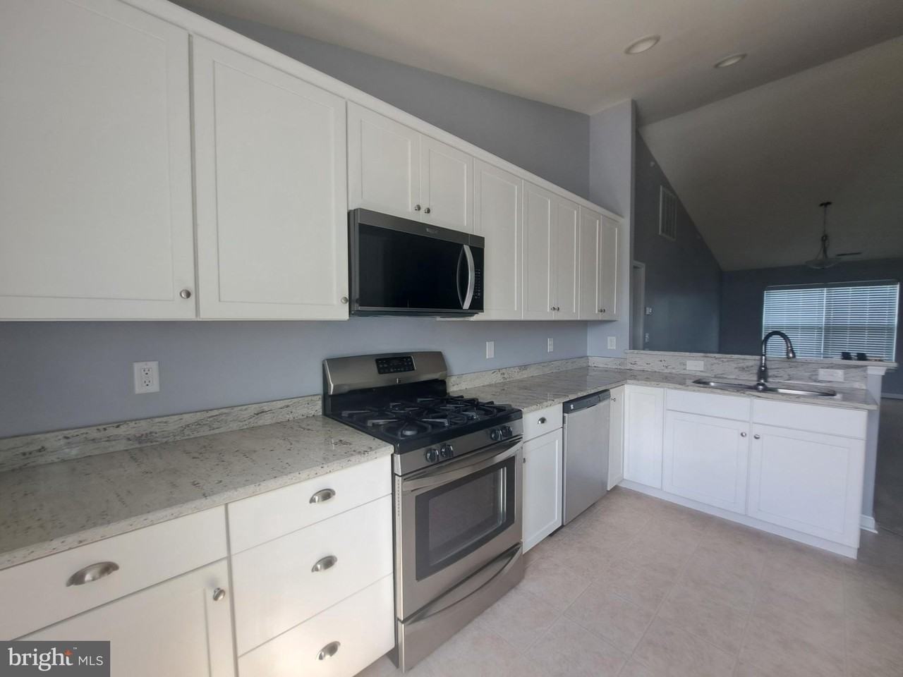 18884 Bent Anchor Ct - Photo 5 of 13