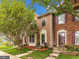 featured image of 6338 Towncrest Ct